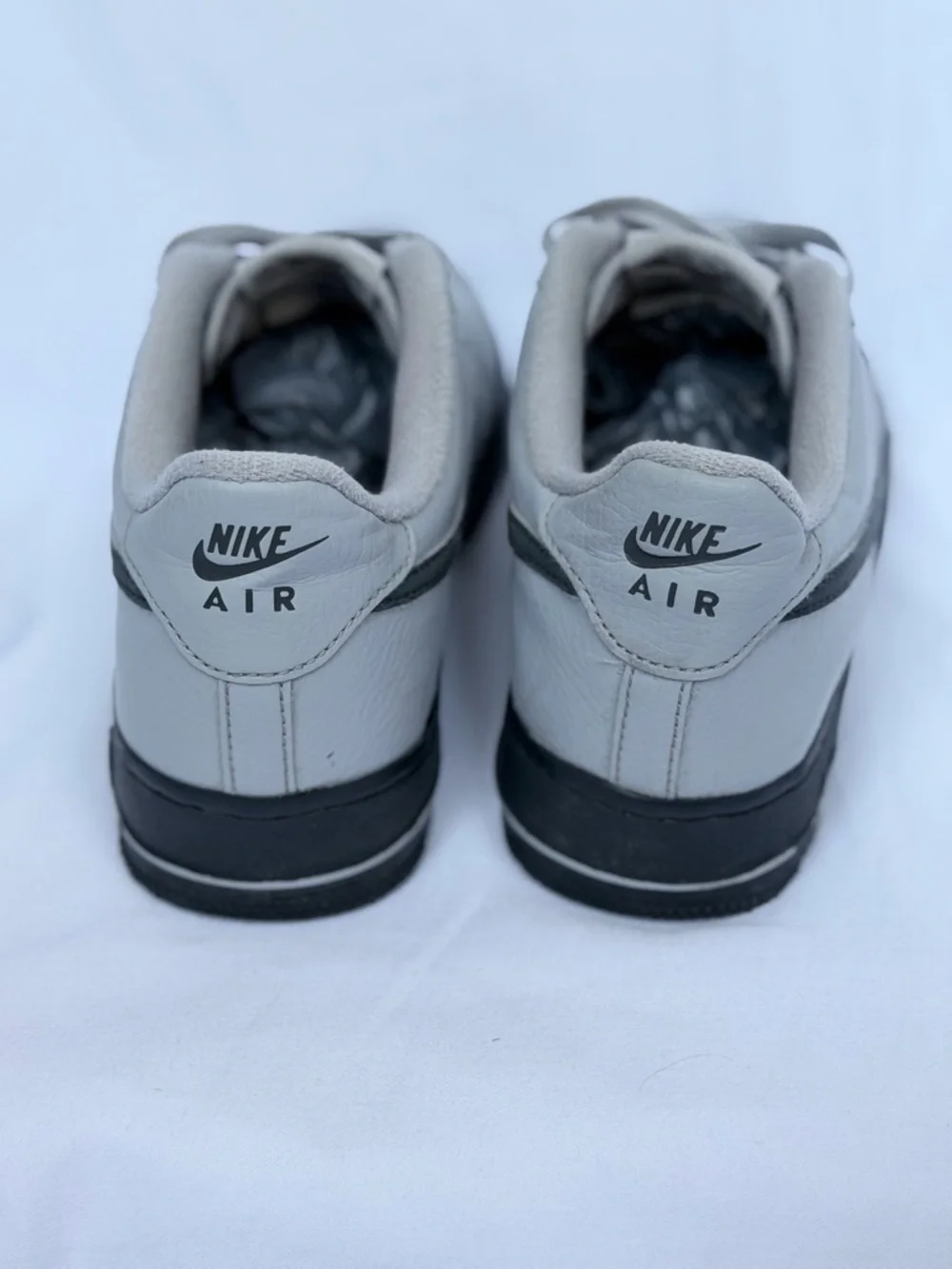 Nike Kids Air Force 1 Sneakers in Light Gray and Black